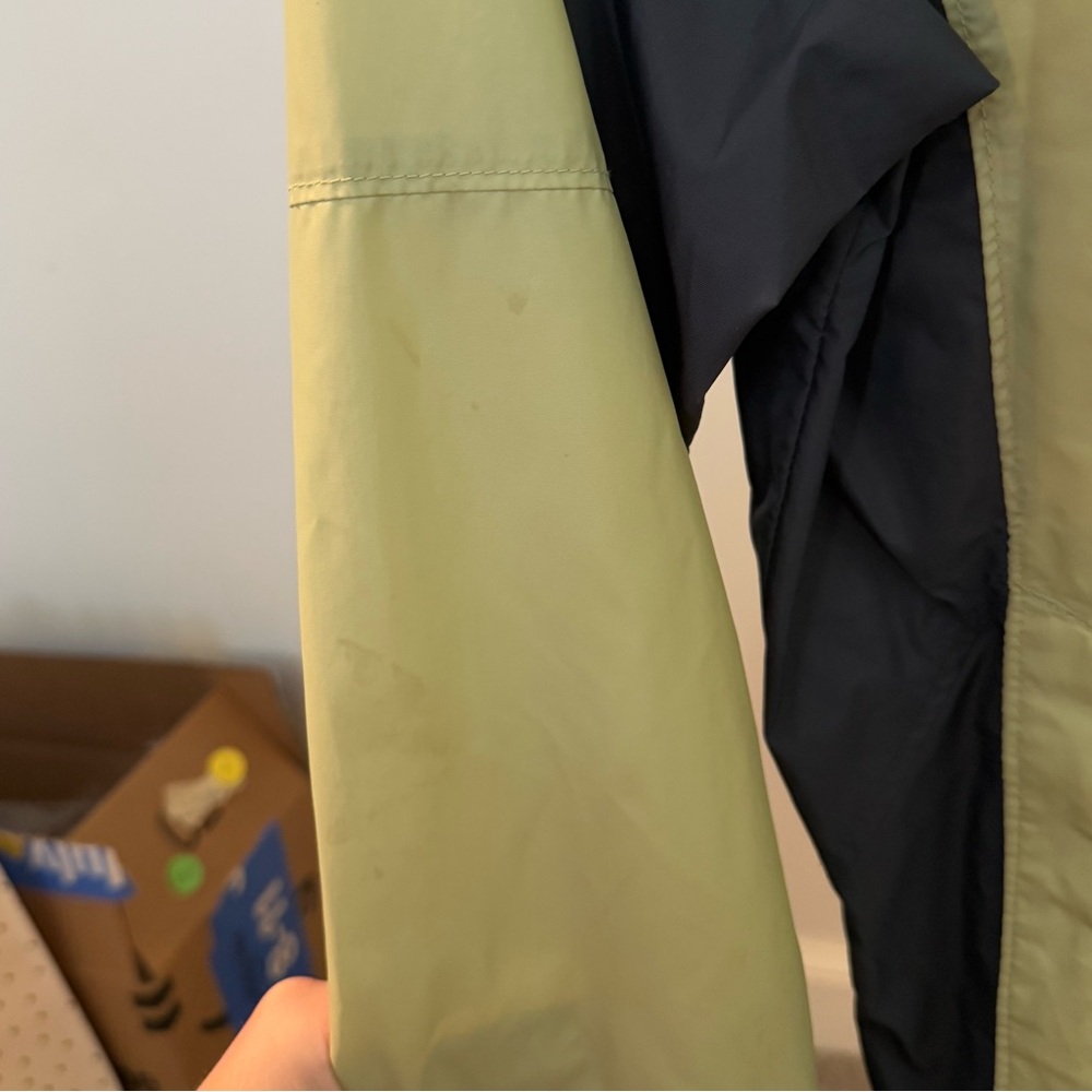 Columbia Jacket - Picture 5 of 5